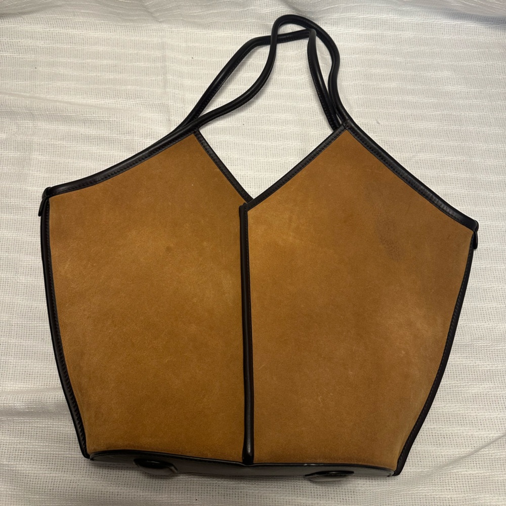 Elegant Tan Women's Bag